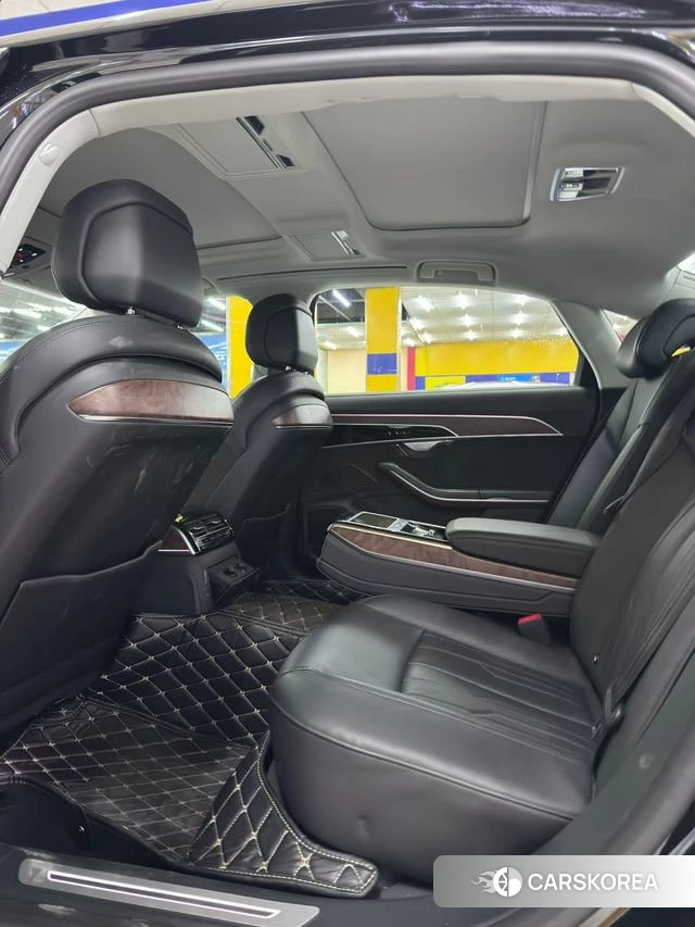 Audi A8 2019 Черный из Китая