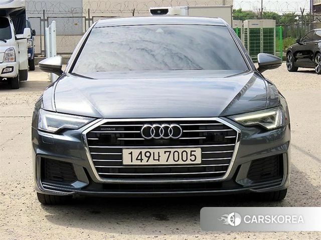 Audi A6 (C8) 2022 Серый из Кореи