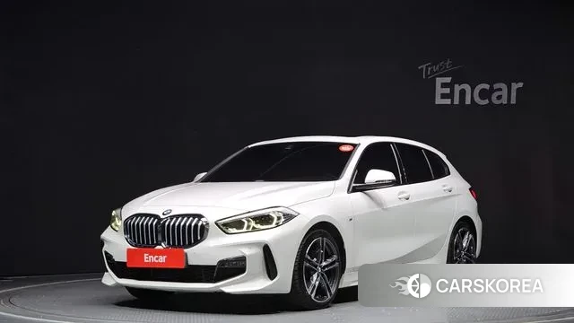 BMW 1 Series (F40) 2021 Белый из Кореи