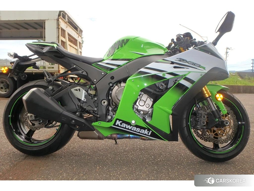 Проданный Kawasaki ZX-10R NINJA 2017 из Японии