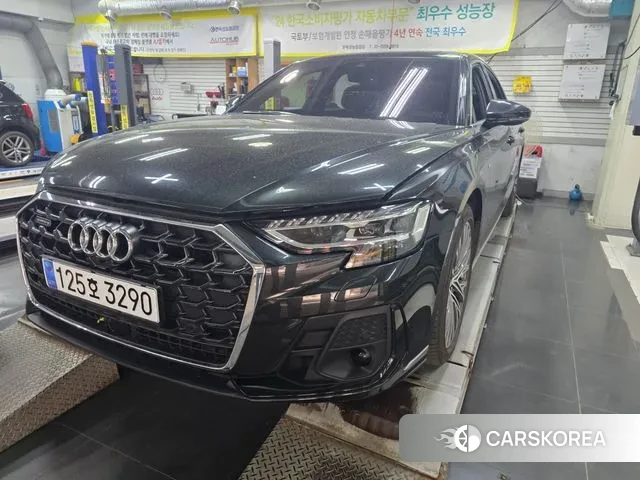 Audi A8 (D5) 2023 Серый из Кореи