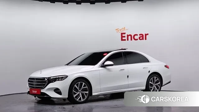 Mercedes-Benz E-Class W214 2024 Белый из Кореи