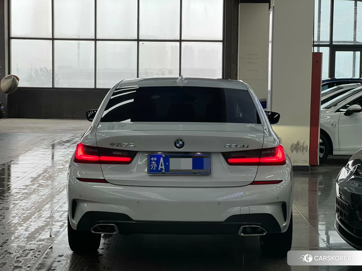 BMW 3 series 2021 Белый из Китая