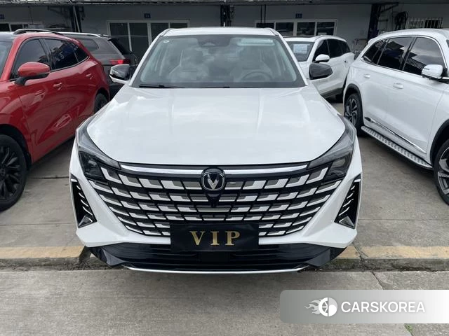 Chang'an UNI-Z 2024 Белый из Китая