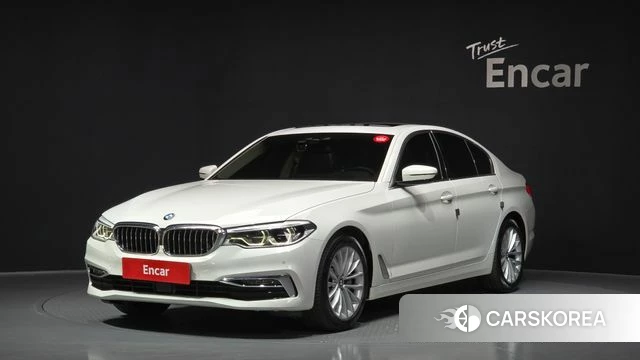BMW 5 Series (G30) 2019 Белый из Кореи