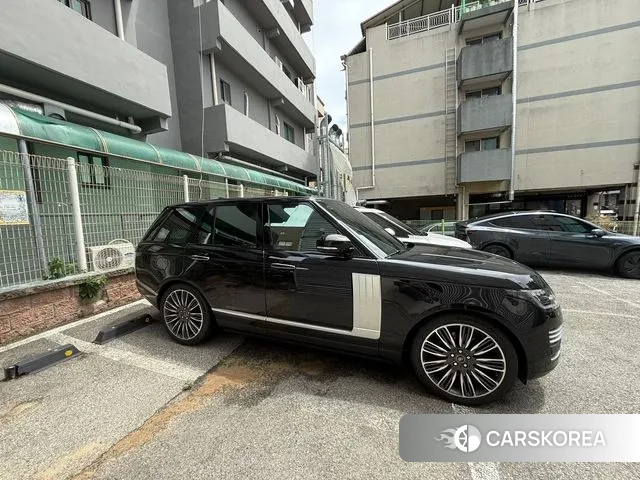 Land Rover Range Rover 4th Generation 2020 Черный из Кореи