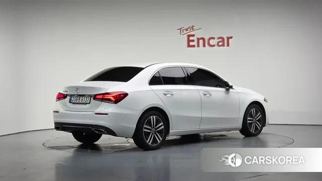 Mercedes-Benz A-Class W177 2021 Белый из Кореи