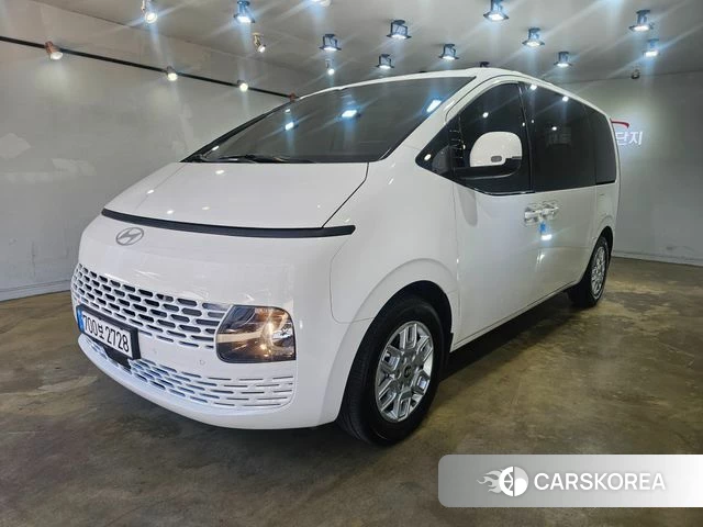Hyundai Staria 2024 Белый из Кореи