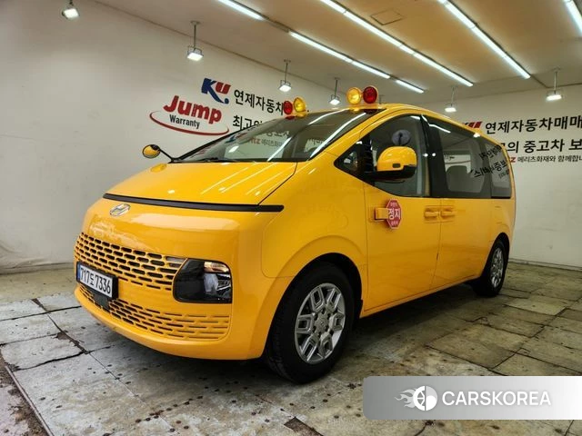 Hyundai Staria 2021 Желтый из Кореи