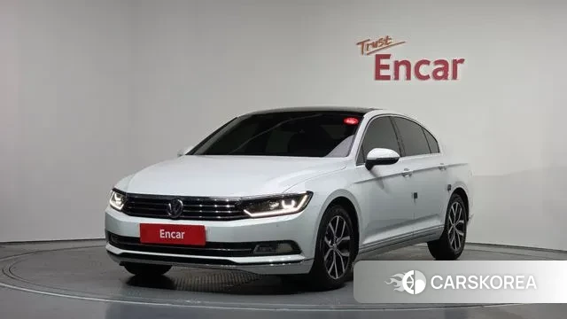 Volkswagen Passat GT (B8) 2018 Белый из Кореи
