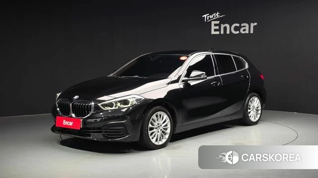 BMW 1 Series (F40) 2020 Черный из Кореи
