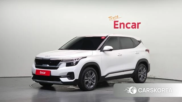 Kia Seltos 2022 Белый из Кореи