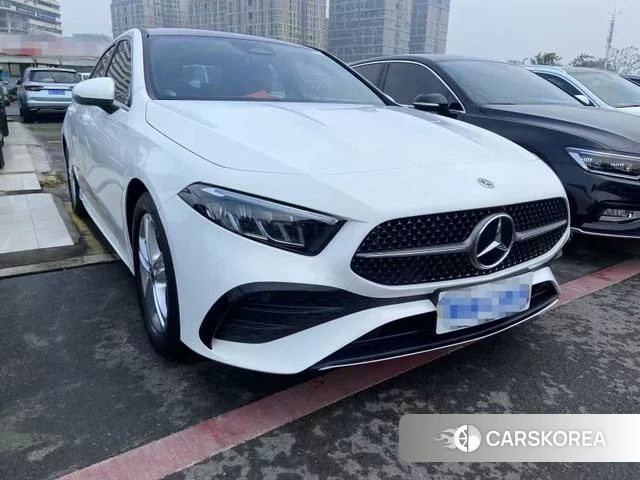 Mercedes-Benz Class A 2023 Белый из Китая