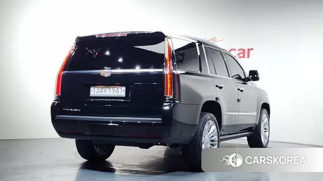 Cadillac Escalade 2019 Черный из Кореи