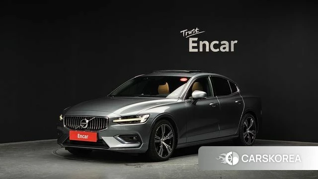 Volvo S60 3rd generation 2019 Серебристо-серый из Кореи