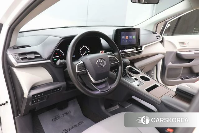 Toyota Grevia 2024 Белый из Китая
