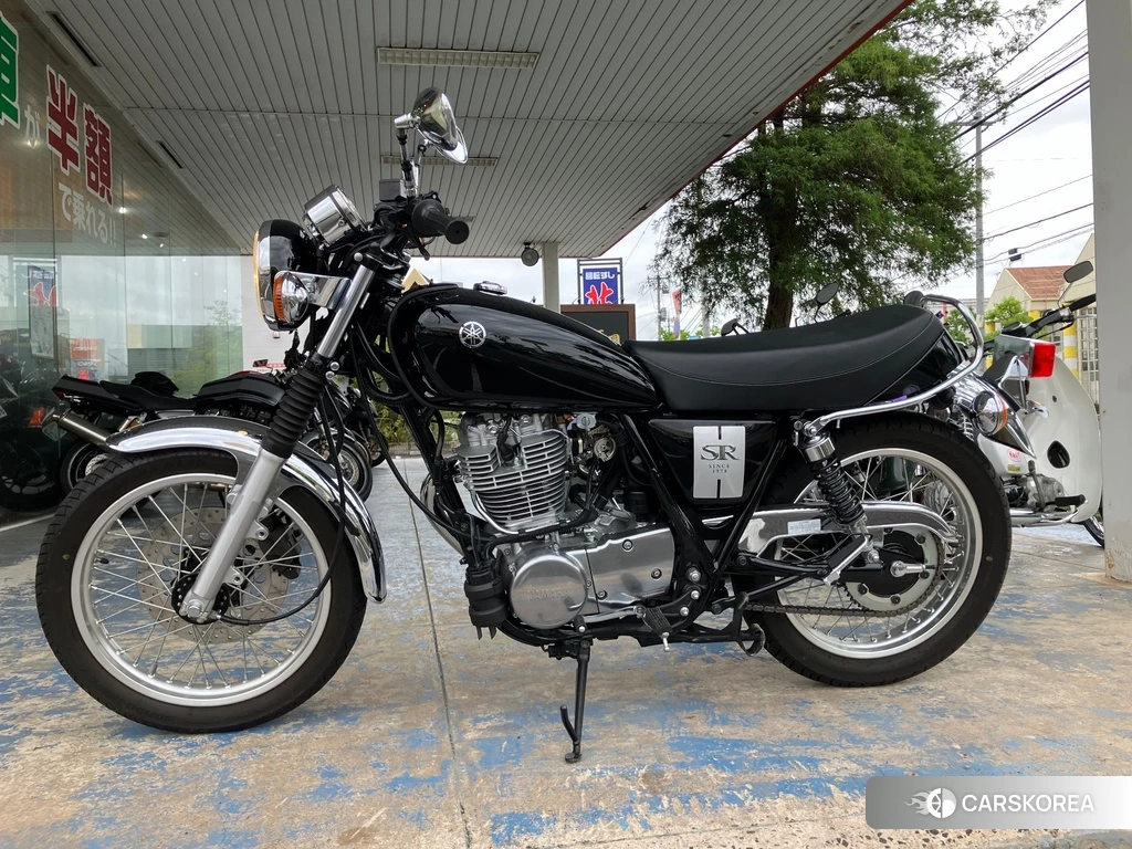 Проданный Yamaha SR 400 2020 из Японии, фото 2