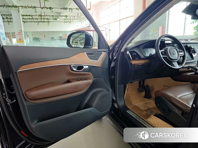 Volvo XC90 2019 Черный из Китая