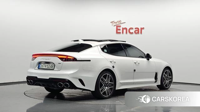 Kia Stinger Meister 2022 Белый из Кореи