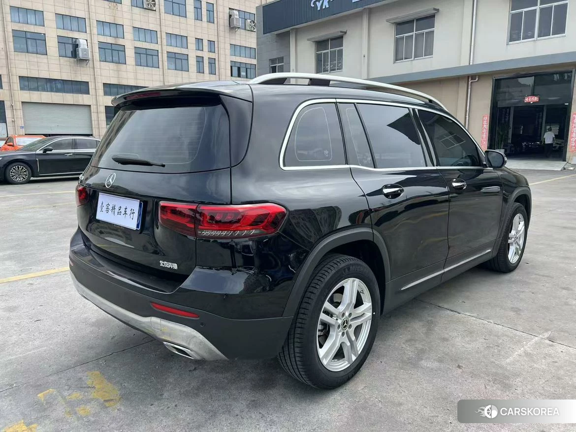 Mercedes-Benz GLB 2022 Черный из Китая