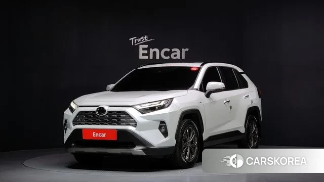 Toyota RAV4 5th Generation 2025 Белый из Кореи