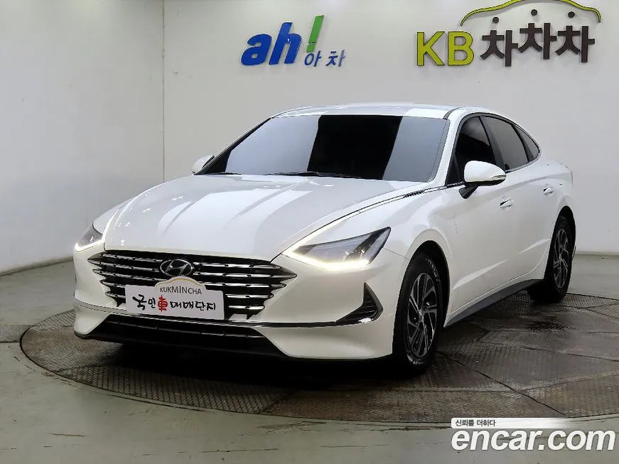 Hyundai Sonata Hybrid (DN8) 2022 Белый из Кореи
