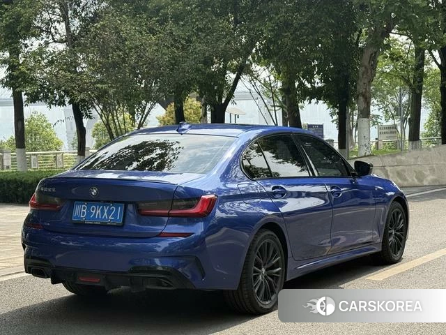 BMW 3 series 2022 Синий из Китая