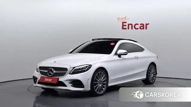 Mercedes-Benz C-Class W205 2019 Белый из Кореи