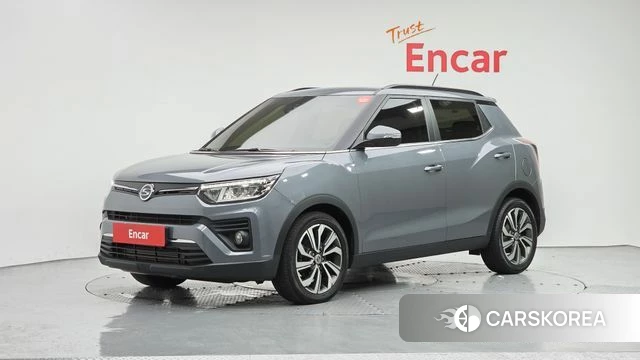 Ssangyong Berry New Tivoli 2020 Светло-серебряный цвет из Кореи