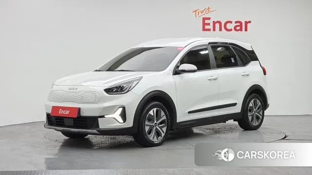 Kia Niro Plus 2022 Белый из Кореи