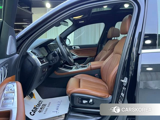 BMW X7 2023 Черный из Китая