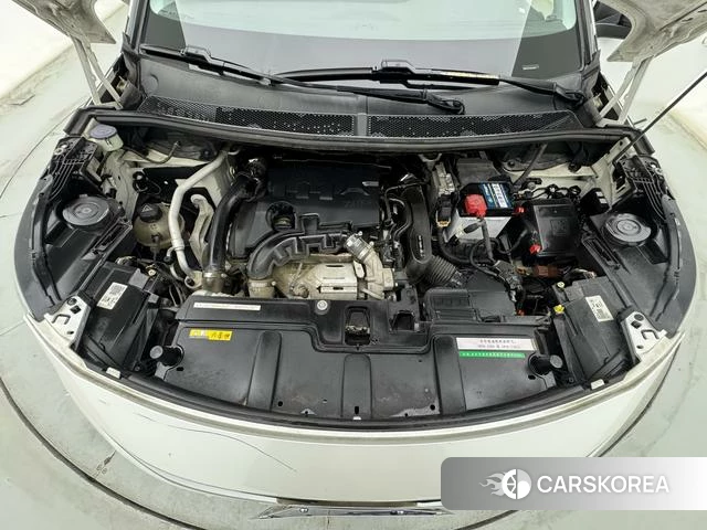 Peugeot 4008 2018 Белый из Китая