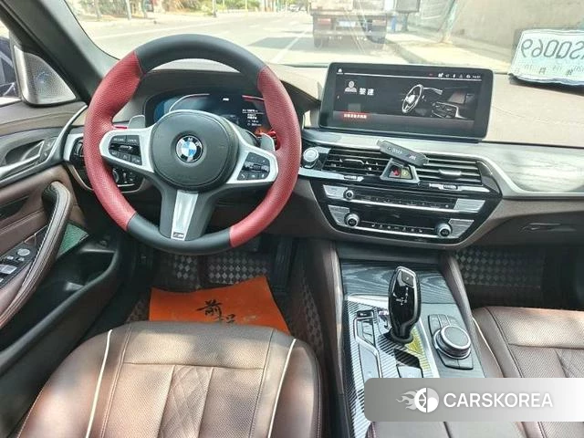 BMW 5 series 2022 Черный из Китая
