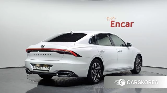 Hyundai The New Grandeur IG Hybrid 2019 Белый из Кореи