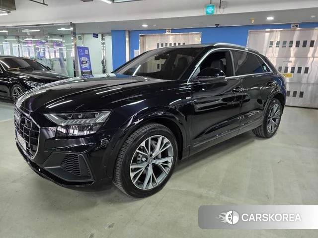 Audi Q8 (4M) 2021 Черный из Кореи