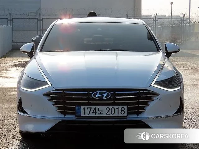 Hyundai Sonata (DN8) 2019 Белый из Кореи