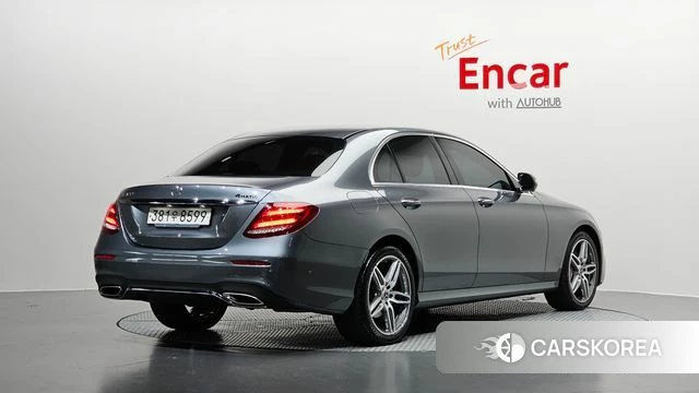 Mercedes-Benz E-Class W213 2020 Серый из Кореи
