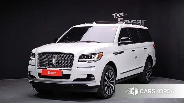 Lincoln Navigator 4th generation 2022 Белый из Кореи