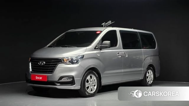 Hyundai The New Grand Starex 2018 Серебристо-серый из Кореи