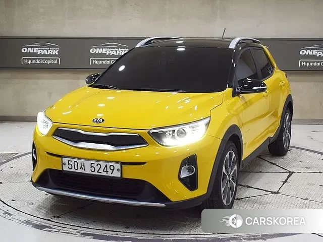 Kia Stonic 2018 Желтый из Кореи