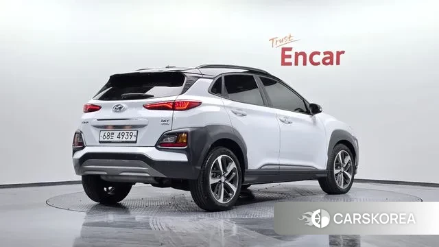 Hyundai Kona 2018 Белый из Кореи