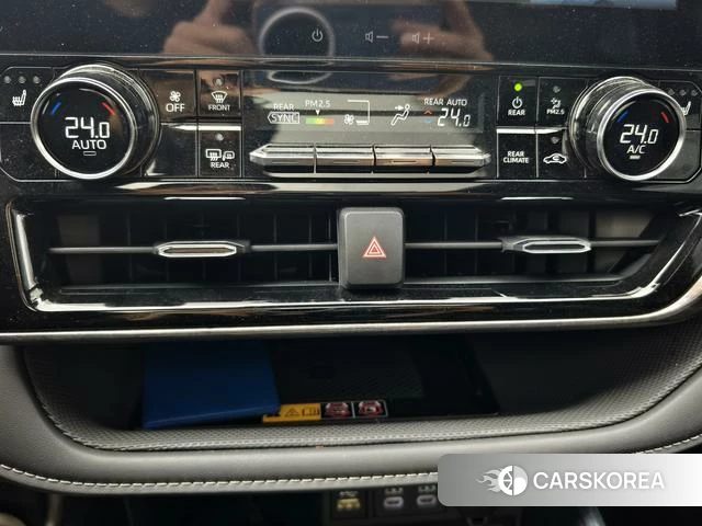 Toyota Crown Lufang 2024 Черный из Китая
