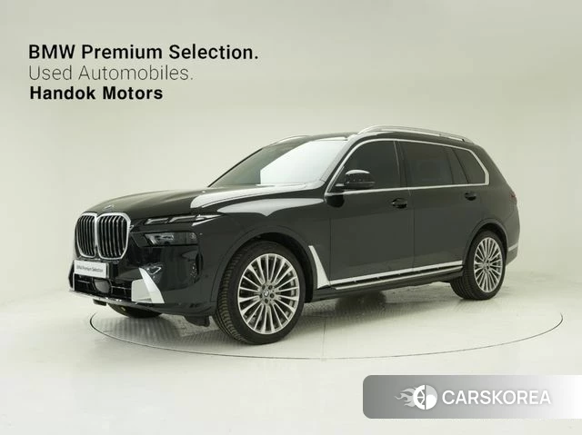 BMW X7 (G07) 2024 Черный из Кореи