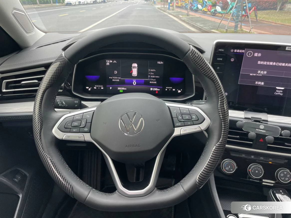 Volkswagen Sagitar 2024 Темно-серый из Китая