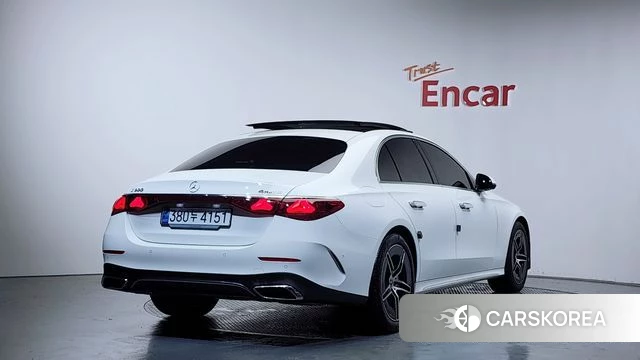 Mercedes-Benz E-Class W214 2024 Белый из Кореи