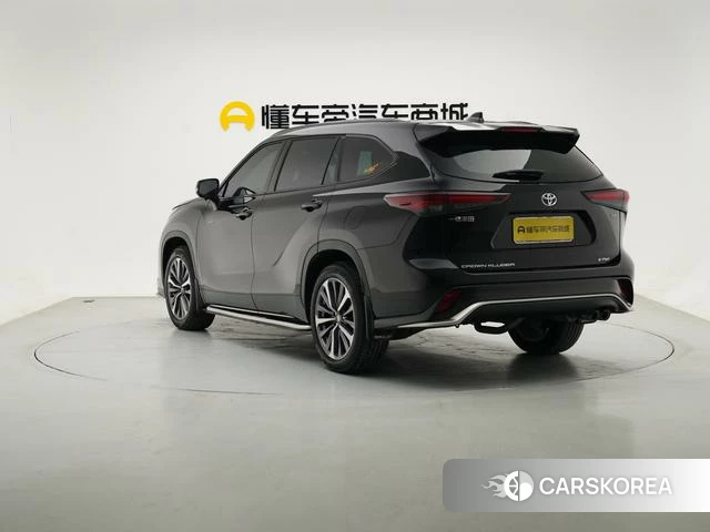 Toyota Crown Lufang 2025 Черный из Китая