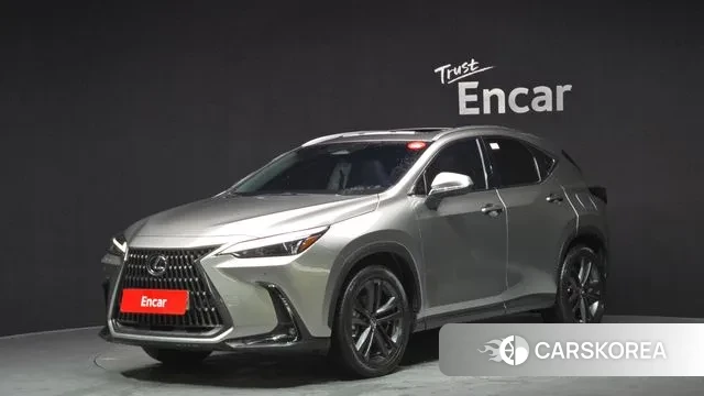 Lexus NX350h Second generation 2022 Серебристо-серый из Кореи