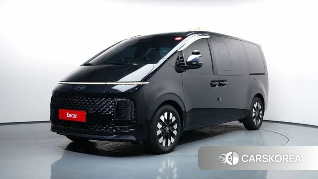 Hyundai Staria 2025 Черный из Кореи