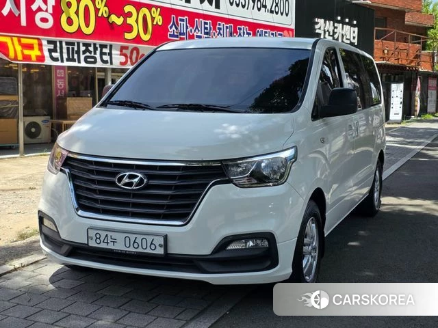 Hyundai The New Grand Starex 2019 Белый из Кореи