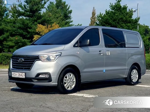 Hyundai The New Grand Starex 2018 Серебряный из Кореи